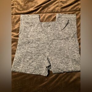 Thrive Societe brand, size small, only worn once, Heather grey, soft and comfy